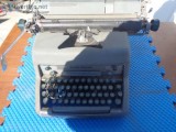 VINTAGE SMITH CORONA AMERICAN MADE MANUAL TYPEWRITER