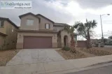 Beautiful 4 beds for rent (509 E La Madre Way)