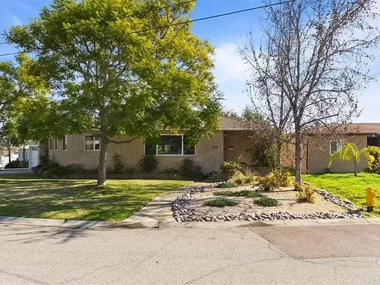 4 beds 2 baths single family home for rent in Lemon Grove CA 919