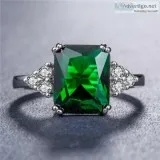 Elegant 925 Sterling Silver Princess Cut 2.0ct Emerald Ring Size