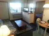 2br - BUDGET SUITES OF AMERICA 2 BEDROOM MANAGER SPECIAL 329.00