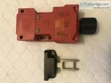OMRON STI 44501-0120 Actuating Key Universal Tongue Operated Saf