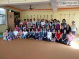  yoga in rishikesh, india