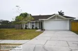 Welcome to 1529 High Knoll Dr Brandon FL 33511