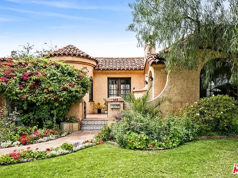 3 beds 2 baths single family home for rent in Beverly Hills CA 9