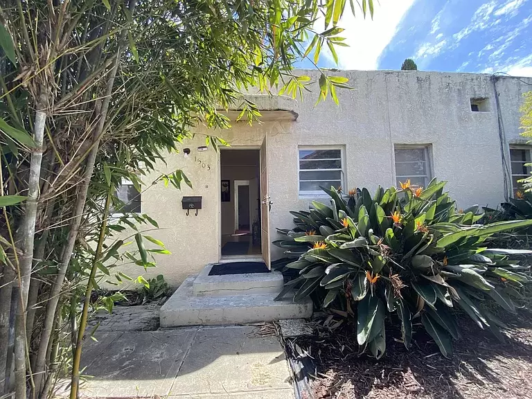 1 bed 1 bath single family home for rent in San Diego CA 92102