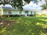 GORGEOUS 3 BEDROOM SINGLE FAMILY HOME WITH GARAGE