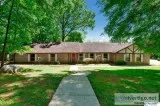 Renovated 4 bedroom single level home in South Huntsville