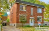 Triplex tr&egraves bien entretenu Pointe-aux-Trembles 549 000