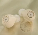 Choose top wireless earphones by Lypertek