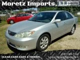 2005 Toyota Camry XLE Sedan with Leather  Clean  Warranty