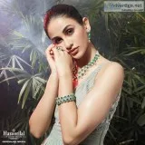 Buy the very best quality gold jewellery in Delhi