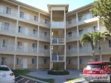 Mint Condition 32 Condo In Miami Lakes.