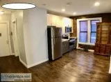 Spacious and Cozy 2 bedrooms apartment on Thayer St 1-A