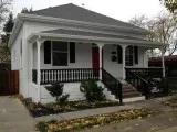 1300  Rwmodeled 3 Bed 3 Bath Home Rentals