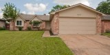 Welcome to 13822 Towne Way Dr Sugar Land TX 77498