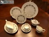 Aynsley English Bone China - Oak Leaf Pattern