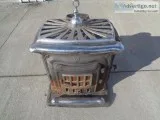 ANTIQUE CAST IRON WOOD BURNING STOVE