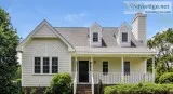 Stunning 3 bedroom 2.5 bathroom rental home in Selma