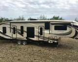 2015 Jayco Pinnacle 38FLSK Fifthwheel For Sale