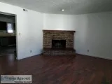 Spacious and Remodeled 3 Bedroom Near UNL City Campus