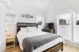 1400 Square Feet Duplex 2 Bed 1 Bath