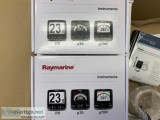 Raymarine instruments I-70