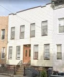 ID  1374784 Lovely 2 Bedroom Railroad Apartment for Rent in Ridg