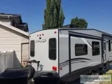 2017 Keystone Springdale 5th wheel Trailer
