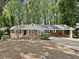 2364 Oakridge Ct Decatur GA 30032