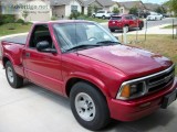 1997 Chevrolet S-10 LS Custom Pickup