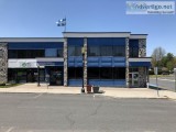Commercial building Excellent investment in Cowansville
