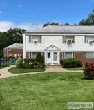 ID(AIM) Well Maintained 2 Bedroom Duplex Co-op for Sale
