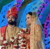 Hindu Matrimonial  Indian Bride and Groom