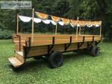 PARADEPARTYHAY WAGON