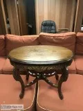 VINTAGE WOOD CARVED OVAL COFFEESIDE TABLE