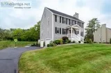 Immaculate 3 Bed2.5 Bath Colonial walking distance to Dover NH
