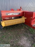 2000 New Holland 575 Square Baler