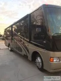 Excellent condition 2014 36 ft. Winnebago Vista 35B Bunkhouse w3