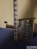 Flour sifter old fashioned - 12