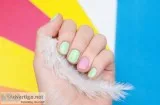 Green nail polish