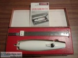 UNIVERSAL ELECTRIC CARVING SLICING KNIFE