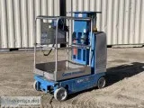 2008 GENIE GR12 PERSONNEL LIFT