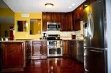Caf&eacute Vienna kitchen cabinets give your kitchen a trendy lo