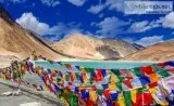 Explore Ladakh with Friends