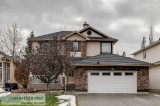 294 Douglasdale Point SE Calgary AB T2Z 3A2