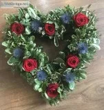 Red Rose Heart &ndash buy online or call 01525 237939