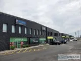 Local industriel de 8 000 &agrave 22 000 pi2 &agrave louer St-Je