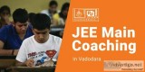 JEE main coaching in vadodra