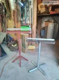 2 Shop Stands